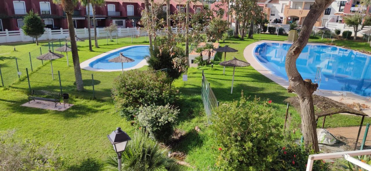 Apartamento En La Barrosa Chiclana de la Frontera Exterior photo